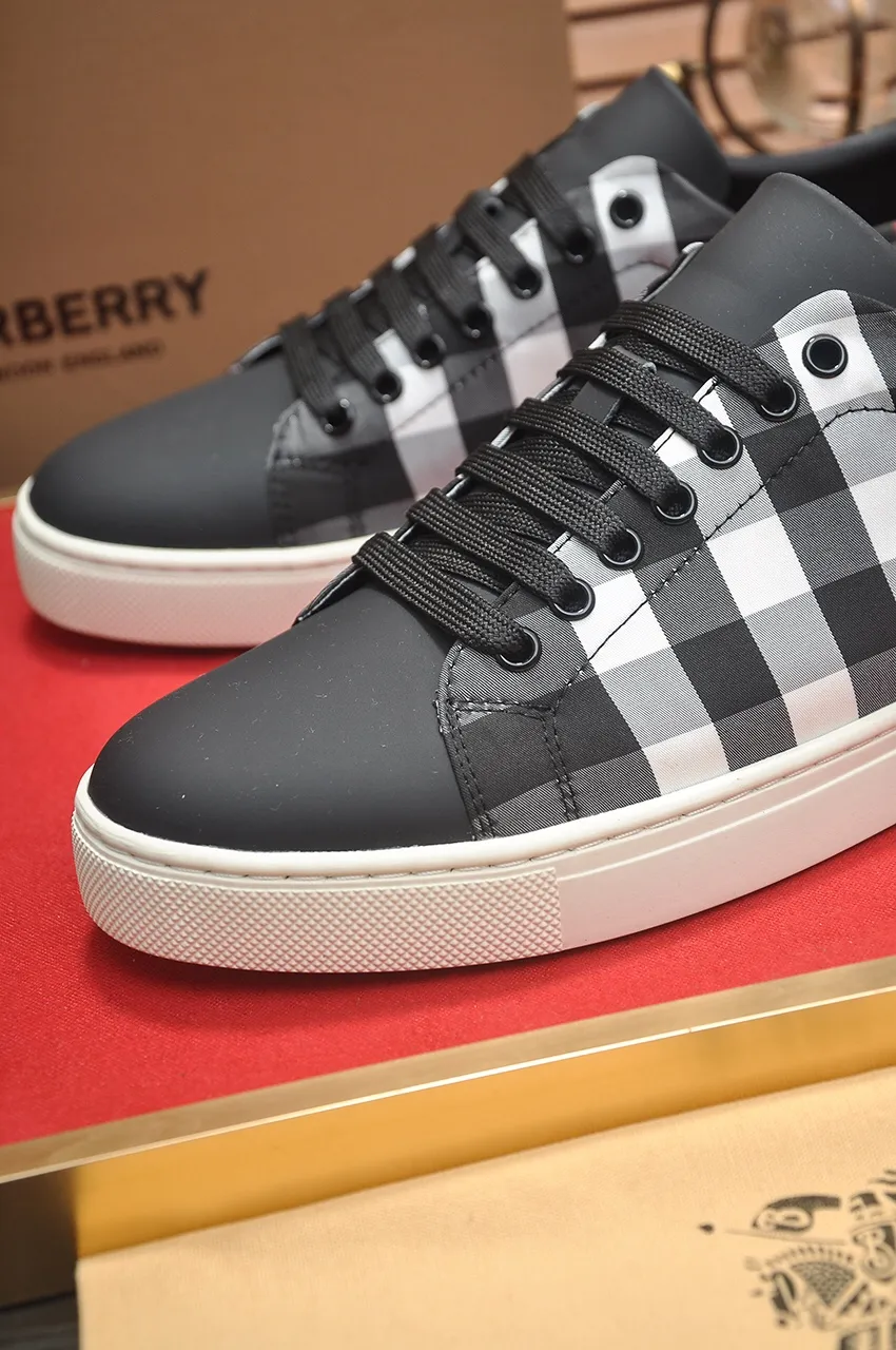 Men's shoes💰480💶[Burberry] (cowhide lining) classic low-top sneakers｜Imported cowhide with classic plaid fabric｜Cow leather lining｜Original outsole｜Fine workmanship and comfortable to wear Size: 38-44 (customized at 45)